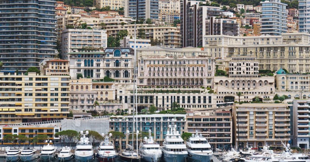 découvrez nos propriétés en bord de mer, offrant une vue imprenable et un cadre de vie idyllique. que vous recherchiez une maison de vacances ou un investissement, notre sélection de biens immobiliers en bord de mer saura répondre à vos attentes.