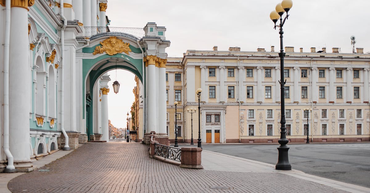 découvrez saint-barthélemy, une magnifique île des caraïbes célèbre pour ses plages de sable blanc, ses eaux cristallines et ses paysages enchanteurs. profitez d'une expérience unique mêlant luxe, détente et nature dans ce paradis tropical.