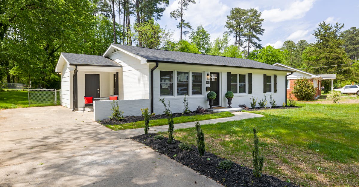 découvrez des solutions innovantes en gestion immobilière. optimisez la valeur de vos biens avec notre expertise et profitez d'une gestion efficace de votre patrimoine immobilier.