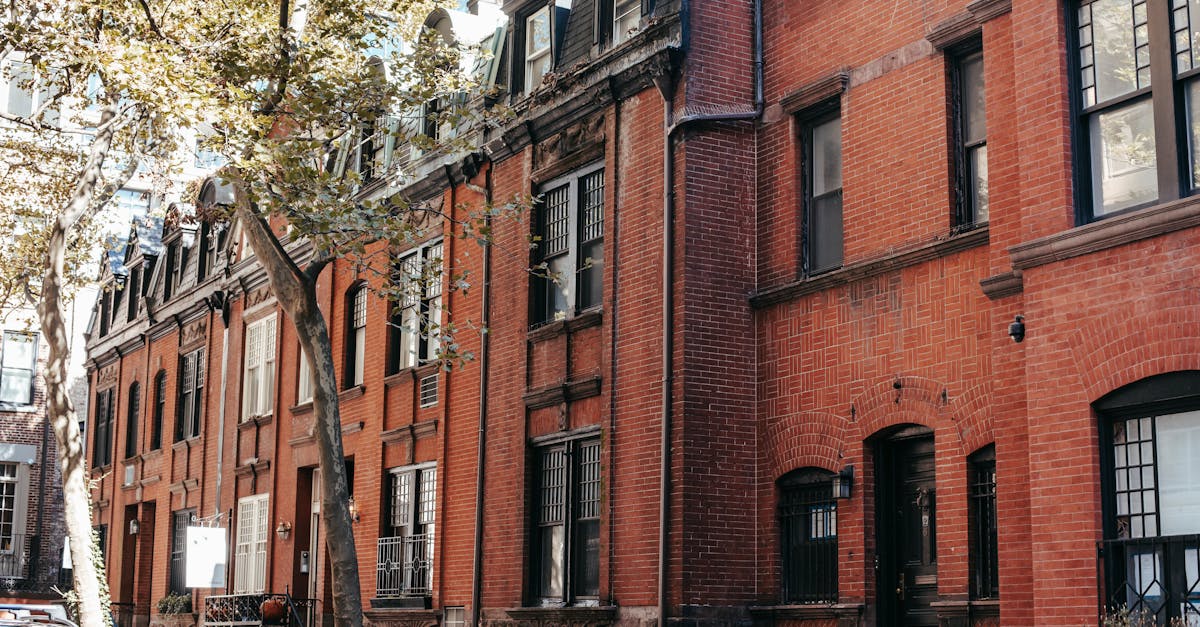 découvrez tout ce que vous devez savoir sur les taxes foncières en france : définitions, calculs, obligations des propriétaires et conseils pour optimiser votre fiscalité immobilière.