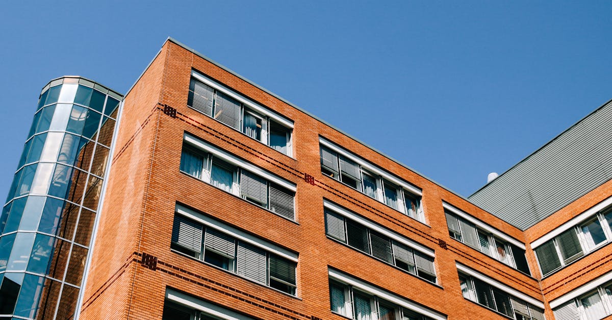 découvrez les meilleures stratégies d'investissement immobilier pour faire prospérer votre patrimoine. apprenez à analyser le marché, à choisir les bonnes propriétés et à maximiser vos rendements dans le secteur dynamique de l'immobilier.