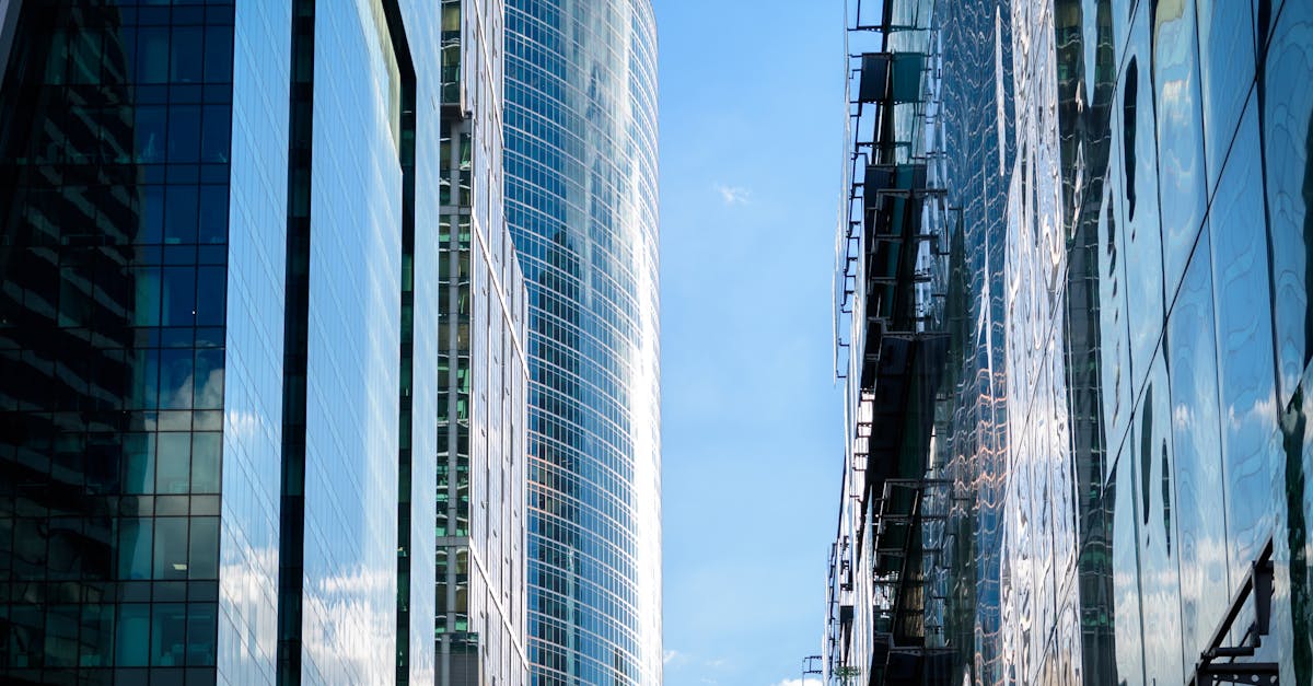 découvrez le secteur de l'immobilier commercial : tendances, opportunités d'investissement et conseils pratiques pour réussir dans ce domaine dynamique et en constante évolution.