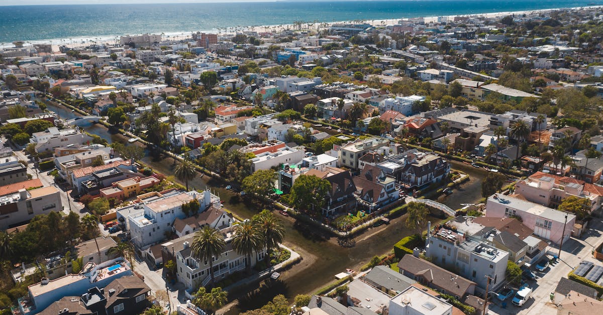 découvrez nos maisons de vacances idéales pour des séjours inoubliables. que vous recherchiez un refuge tranquille à la montagne ou une escapade en bord de mer, nous avons l'hébergement parfait pour vous. réservez dès maintenant et profitez de moments mémorables en famille ou entre amis.