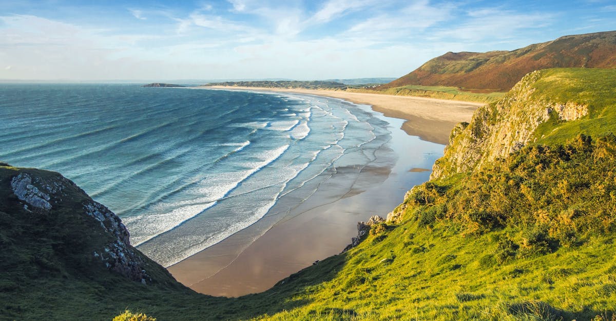 découvrez l'escapade parfaite sur la plage, où le soleil, le sable fin et les vagues vous attendent. profitez d'activités nautiques, de détente au bord de l'eau et de moments inoubliables en famille ou entre amis.