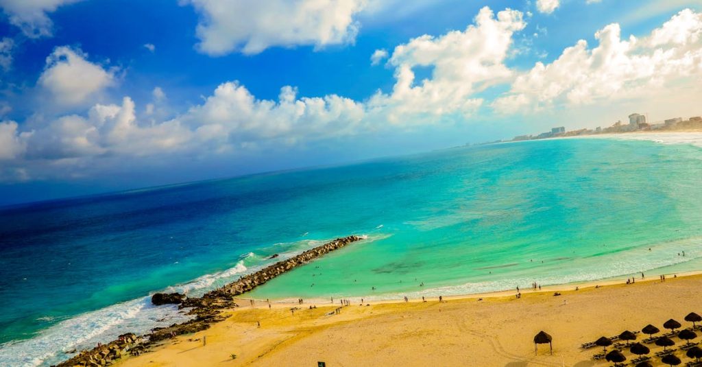 découvrez l'essence du mode de vie caribéen : plages de sable blanc, cuisine savoureuse, rythmes envoûtants et une culture vibrante. plongez dans l'ambiance tropicale qui fait de la caraïbe un véritable paradis sur terre.