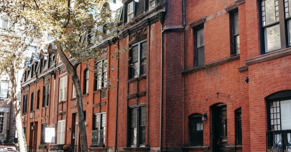 découvrez nos services d'estimation immobilière pour obtenir une évaluation précise et fiable de la valeur de votre propriété. que ce soit pour la vente, l'achat ou la location, faites confiance à notre expertise pour maximiser votre investissement.