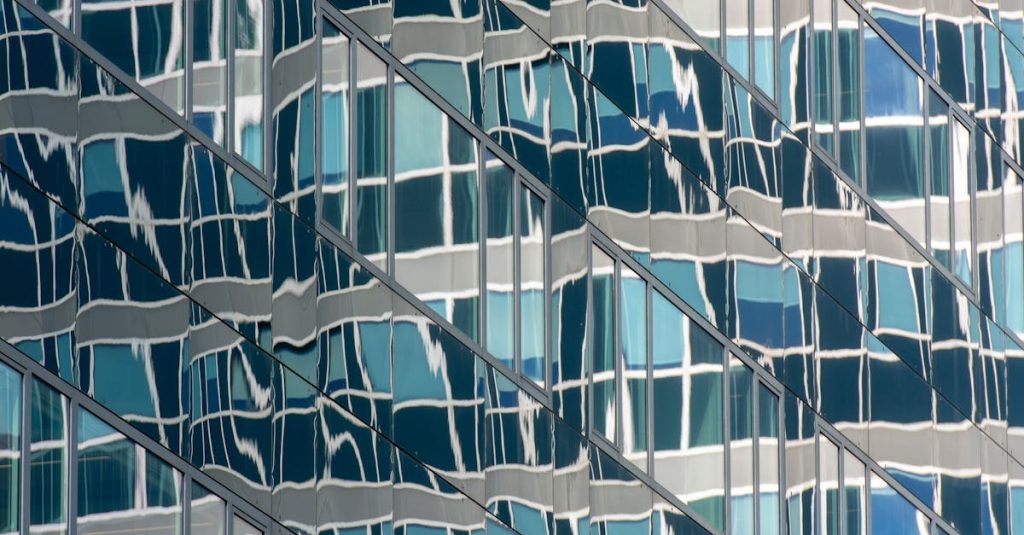 découvrez nos offres de location de bureaux flexibles et adaptés à vos besoins professionnels. que ce soit pour une courte ou une longue durée, trouvez l'espace idéal qui favorisera la productivité de votre équipe.