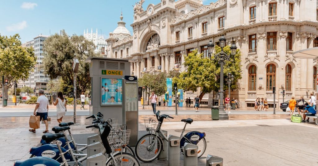 découvrez des bureaux à louer adaptés à vos besoins professionnels. profitez d'espaces modernes et flexibles, idéalement situés pour stimuler votre productivité. que vous soyez une start-up ou une entreprise établie, trouvez l'environnement de travail parfait pour votre équipe.