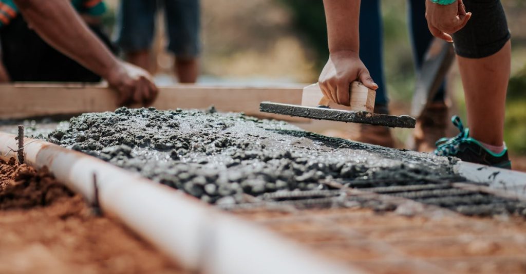 découvrez tout sur la construction : des techniques innovantes aux tendances durables, explorez les projets fascinants et les conseils essentiels pour réussir vos travaux, que ce soit pour une maison, un bâtiment commercial ou des infrastructures publiques.