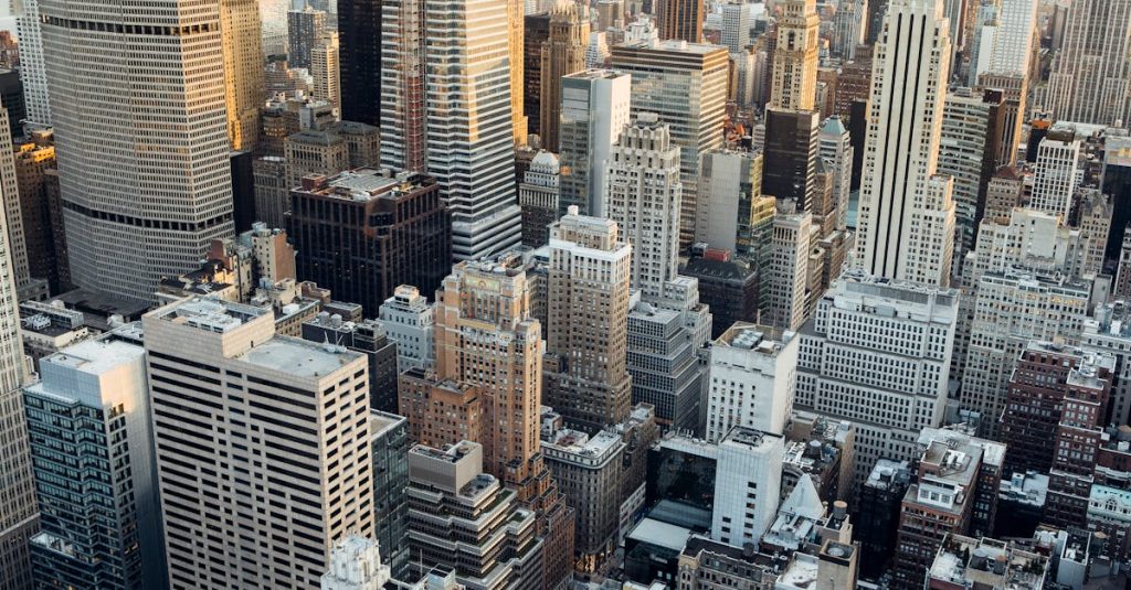 découvrez les dernières tendances en matière de développement immobilier, des projets innovants aux stratégies durables, pour transformer des espaces urbains en lieux de vie attractifs et fonctionnels.