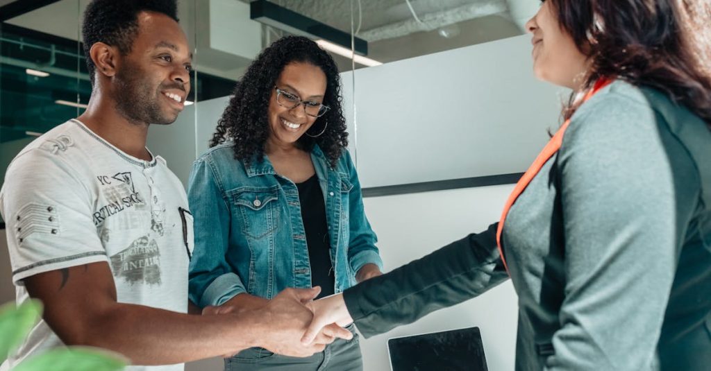 découvrez notre expertise en immobilier : des conseils personnalisés, une analyse du marché, et des solutions adaptées pour l'achat, la vente ou la gestion de vos biens. bénéficiez d'un accompagnement professionnel pour maximiser vos investissements immobiliers.