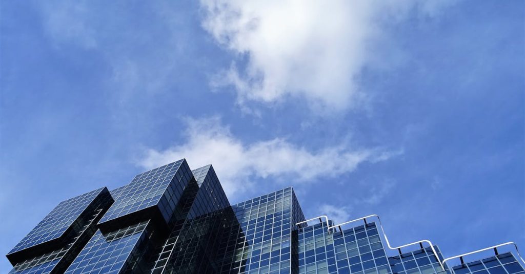 découvrez les opportunités passionnantes de l'immobilier commercial, un secteur dynamique offrant des avantages stratégiques et des investissements rentables. explorez nos conseils experts pour maximiser votre succès dans ce domaine en plein essor.