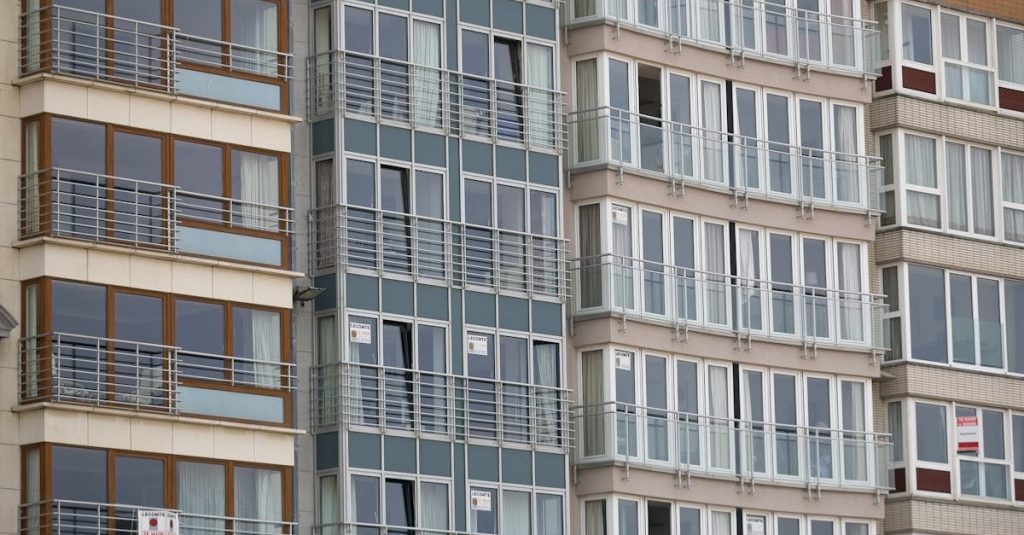 découvrez nos appartements à louer, idéaux pour tous vos séjours. profitez d'un confort moderne, d'emplacements privilégiés et de services adaptés à vos besoins. réservez votre futur chez-vous dès aujourd'hui !