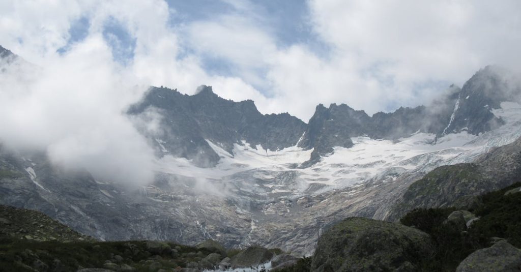 découvrez nos locations saisonnières idéales pour des vacances inoubliables. que ce soit pour un week-end romantique ou des vacances en famille, trouvez l'hébergement parfait qui allie confort et plaisir. réservez dès maintenant et profitez d'un séjour mémorable dans des destinations de rêve.