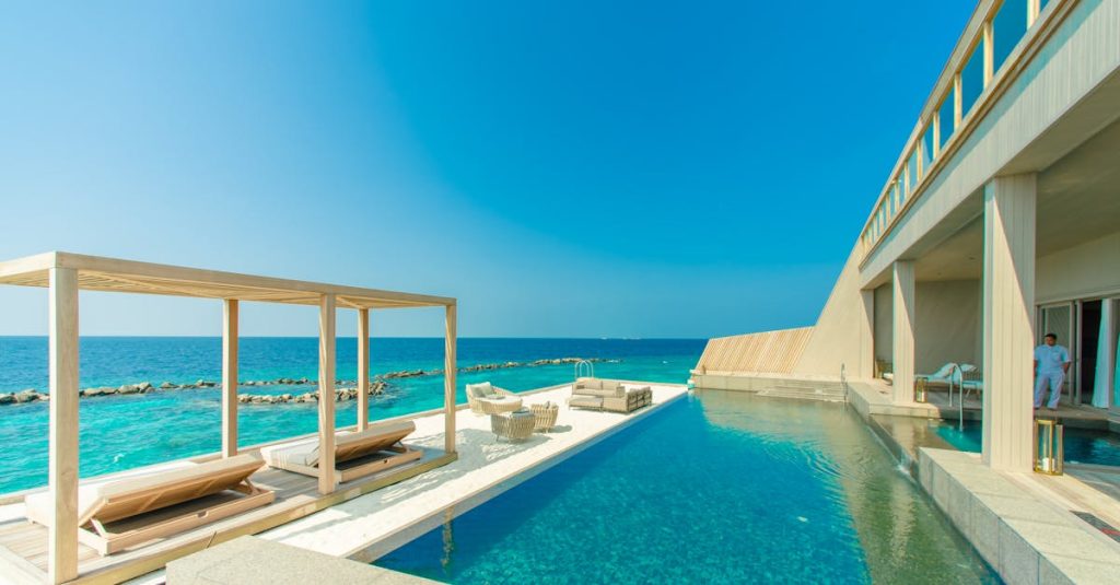 découvrez notre charmante villa de plage, idéale pour des vacances inoubliables. profitez de vues magnifiques sur l'océan, d'un accès direct à la plage et d'un cadre paisible pour vous détendre et vous ressourcer.