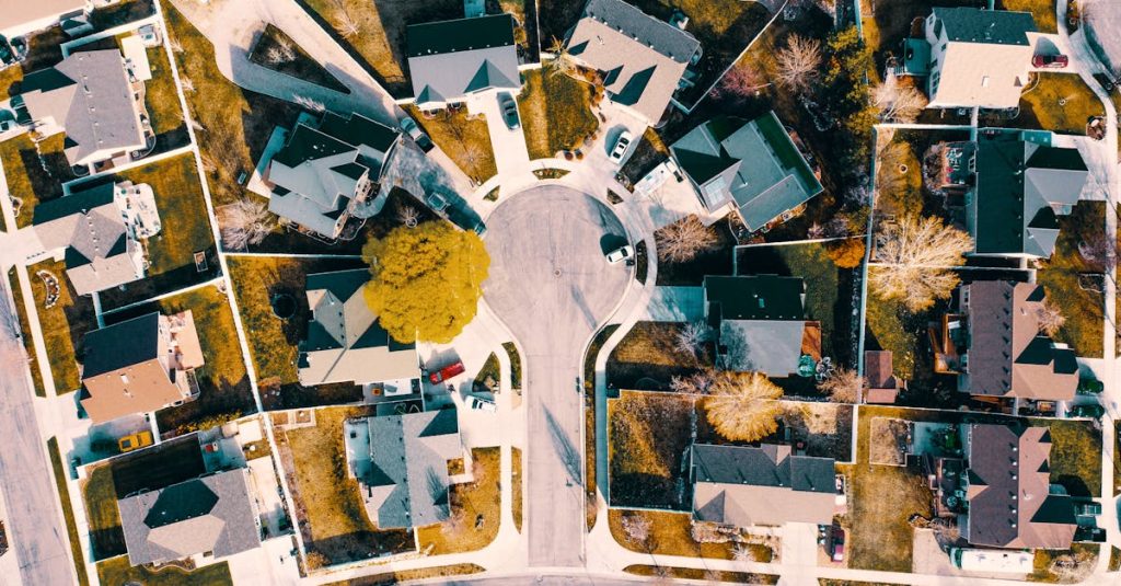 découvrez les tendances et analyses du marché immobilier. informez-vous sur les opportunités d'investissement, les fluctuations des prix et les meilleures pratiques pour réussir dans l'immobilier en france.