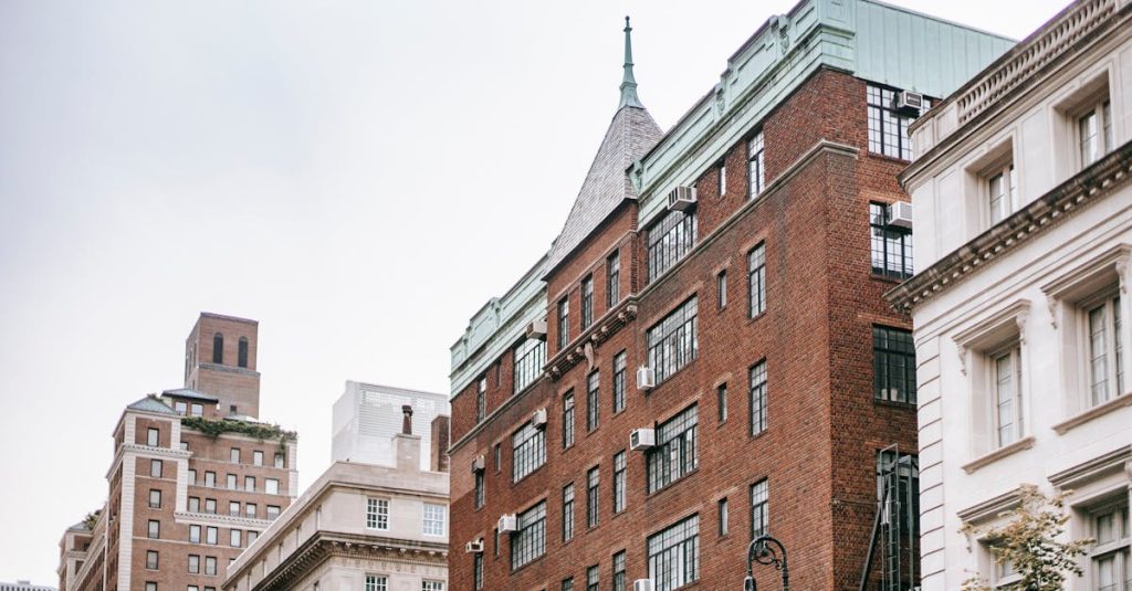 découvrez les stratégies gagnantes pour maximiser vos investissements immobiliers. notre guide complet vous aidera à naviguer dans le marché et à faire des choix éclairés pour bâtir votre patrimoine.