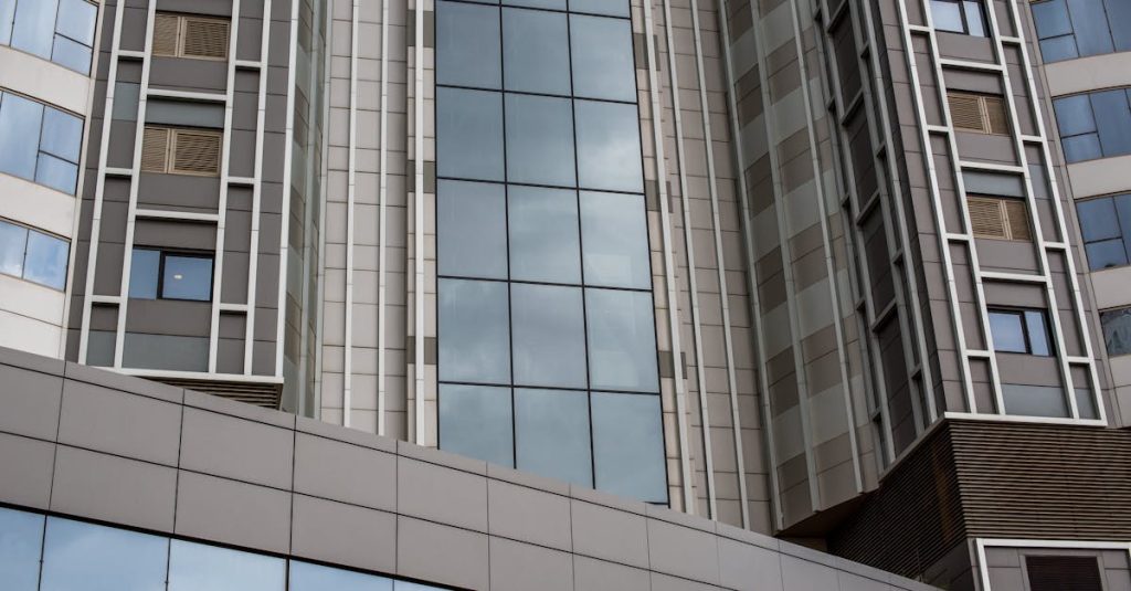 découvrez tout ce qu'il faut savoir sur les taxes foncières en france : définition, fonctionnement, calcul et conseils pour optimiser vos impôts immobiliers.