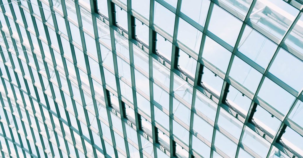 découvrez le monde fascinant de l'urbanisme, discipline essentielle qui façonne nos villes et améliore notre qualité de vie. explorez les principes du design urbain, les tendances en développement durable et les projets innovants qui transforment les espaces urbains.