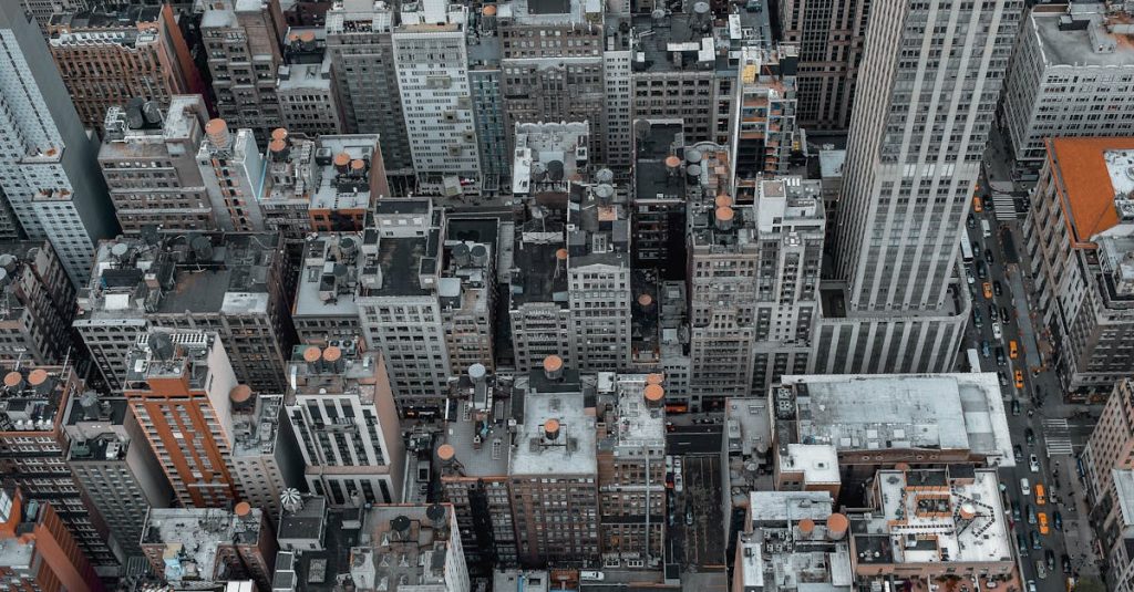 découvrez l'urbanisme, la discipline qui façonne nos villes et espaces urbains, en intégrant l'architecture, le développement durable et la vie communautaire. explorez les enjeux, les tendances et les innovations qui transforment nos environnements urbains pour améliorer la qualité de vie de ses habitants.