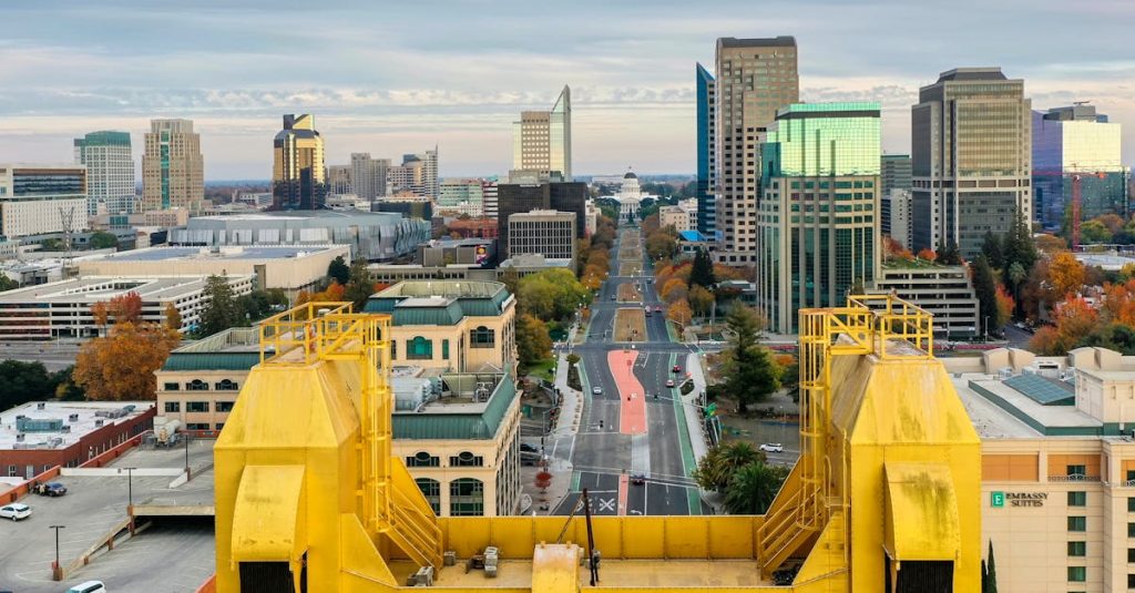découvrez les principes essentiels de l'urbanisme, une discipline clé qui façonne nos villes et améliore notre qualité de vie. apprenez comment une planification urbaine efficace peut répondre aux défis d'une croissance urbaine rapide tout en préservant l'environnement et en favorisant la cohésion sociale.